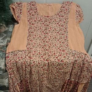 Vintage Boho Apricot/Cream & Red/Pink Floral Short Sleeve Dress w/ Braids